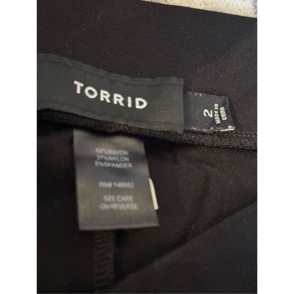 Torrid premium leggings/Premium Ponte Lace-Up Pixie Pant - Black 2xl 2 xxl - Picture 4 of 7